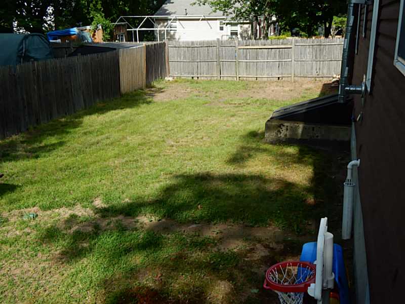 208 Cady Street Woonsocket, RI 02895 - Photo 7 of 23 Yard/Garden.