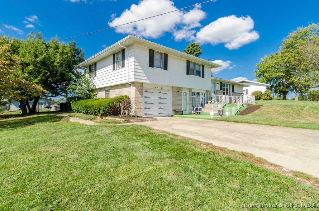 102 Mahuron Drive Salem, IN 47167 - Photo 22 of 26