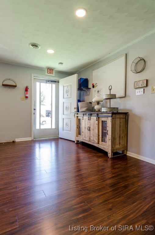 102 Mahuron Drive Salem, IN 47167 - Photo 4 of 26