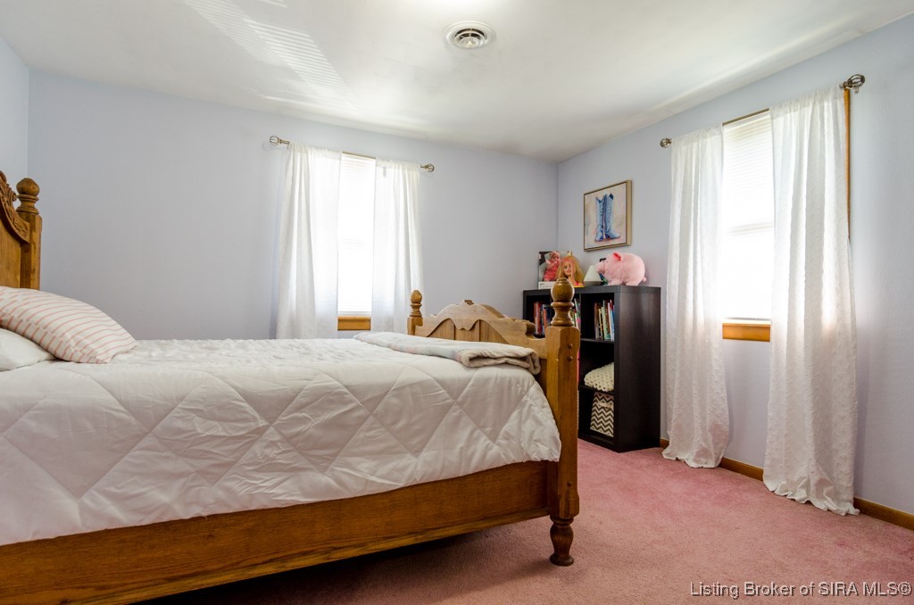 102 Mahuron Drive Salem, IN 47167 - Photo 10 of 26