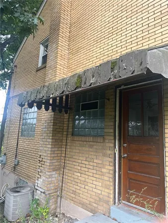 $94,900 | 1180 Ridge Avenue, Braddock, PA 15104