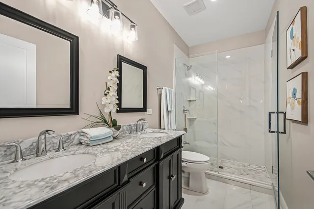 $4,300 | 8146 Lincoln Avenue, Skokie, IL 60077