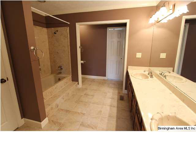 631 Hillyer High Road Anniston, AL 36207 - Photo 21 of 32