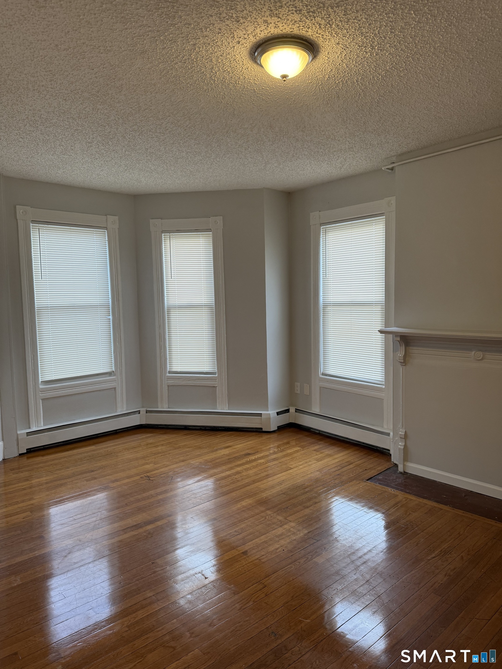 192 Russ Street Hartford, CT 06106 - Photo 8 of 14