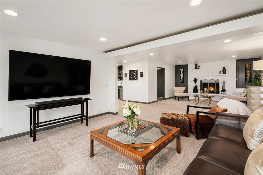 6727 South Langston Road Seattle, WA 98178 - Photo 9 of 30 Gallery Image 9