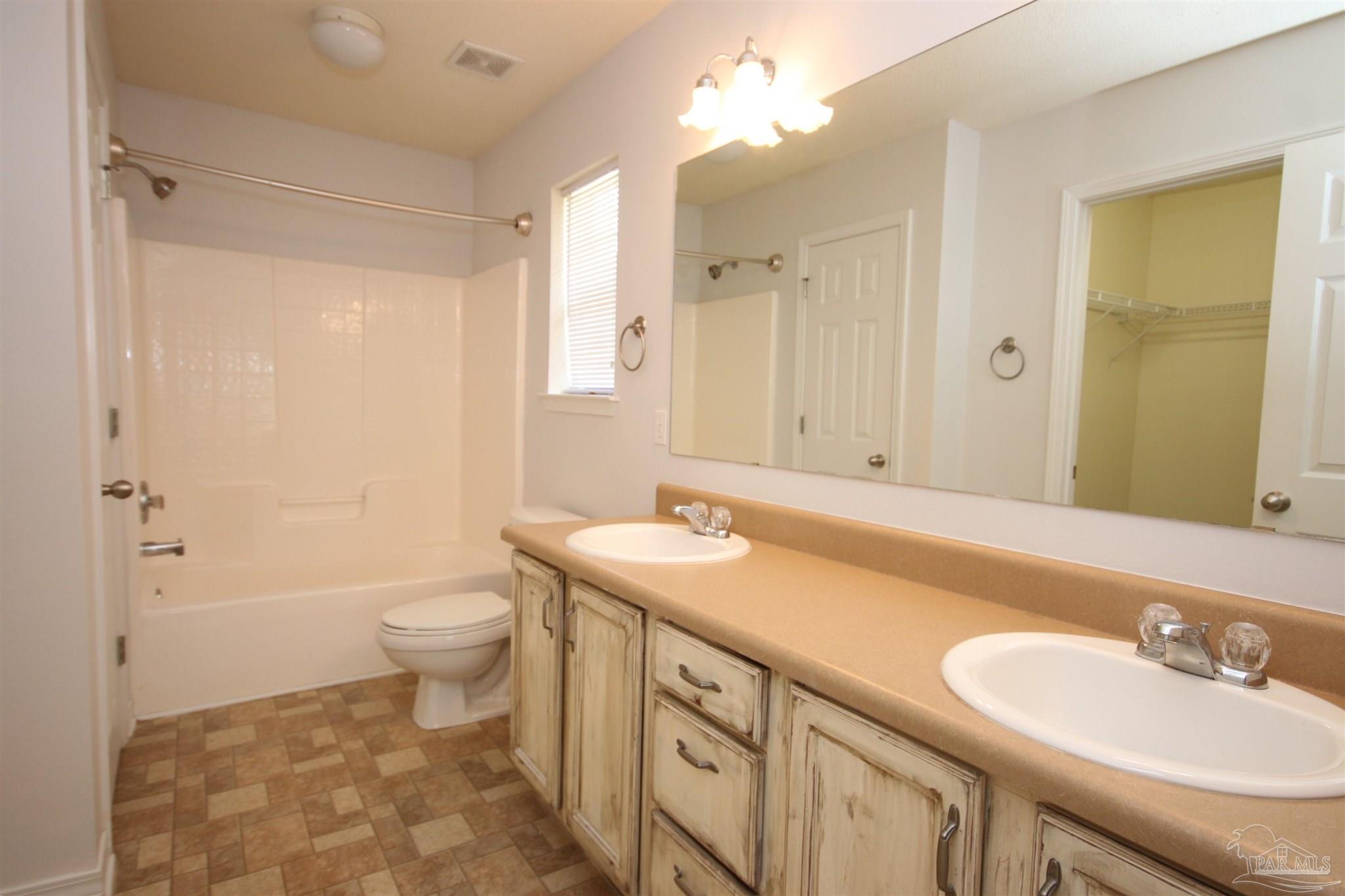 1159 Brownfield Road Pensacola, FL 32526 - Photo 11 of 23