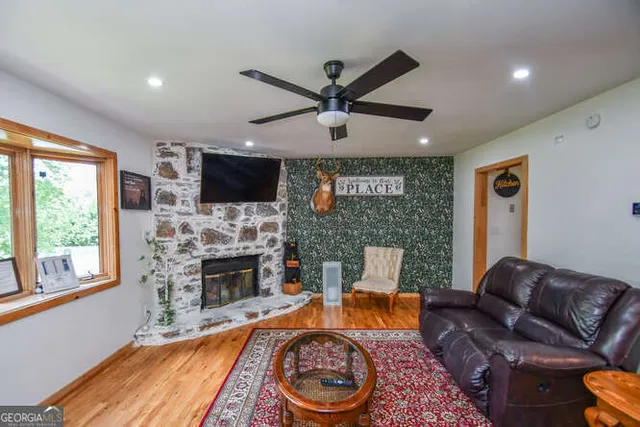 $489,900 | 327 Brucken Strasse, Unit 601, Helen, GA 30545