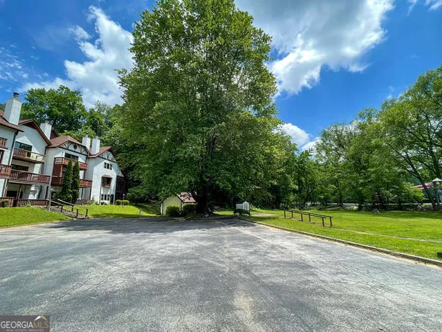 $489,900 | 327 Brucken Strasse, Unit 601, Helen, GA 30545