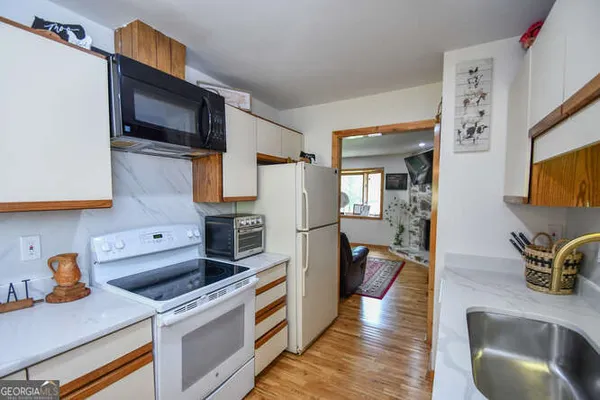 $487,900 | 327 Brucken Strasse, Unit 601, Helen, GA 30545