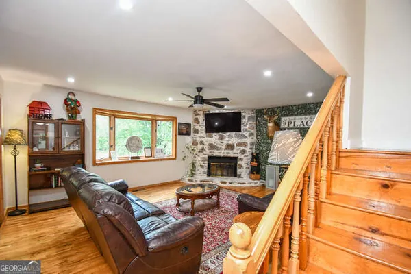 $487,900 | 327 Brucken Strasse, Unit 601, Helen, GA 30545