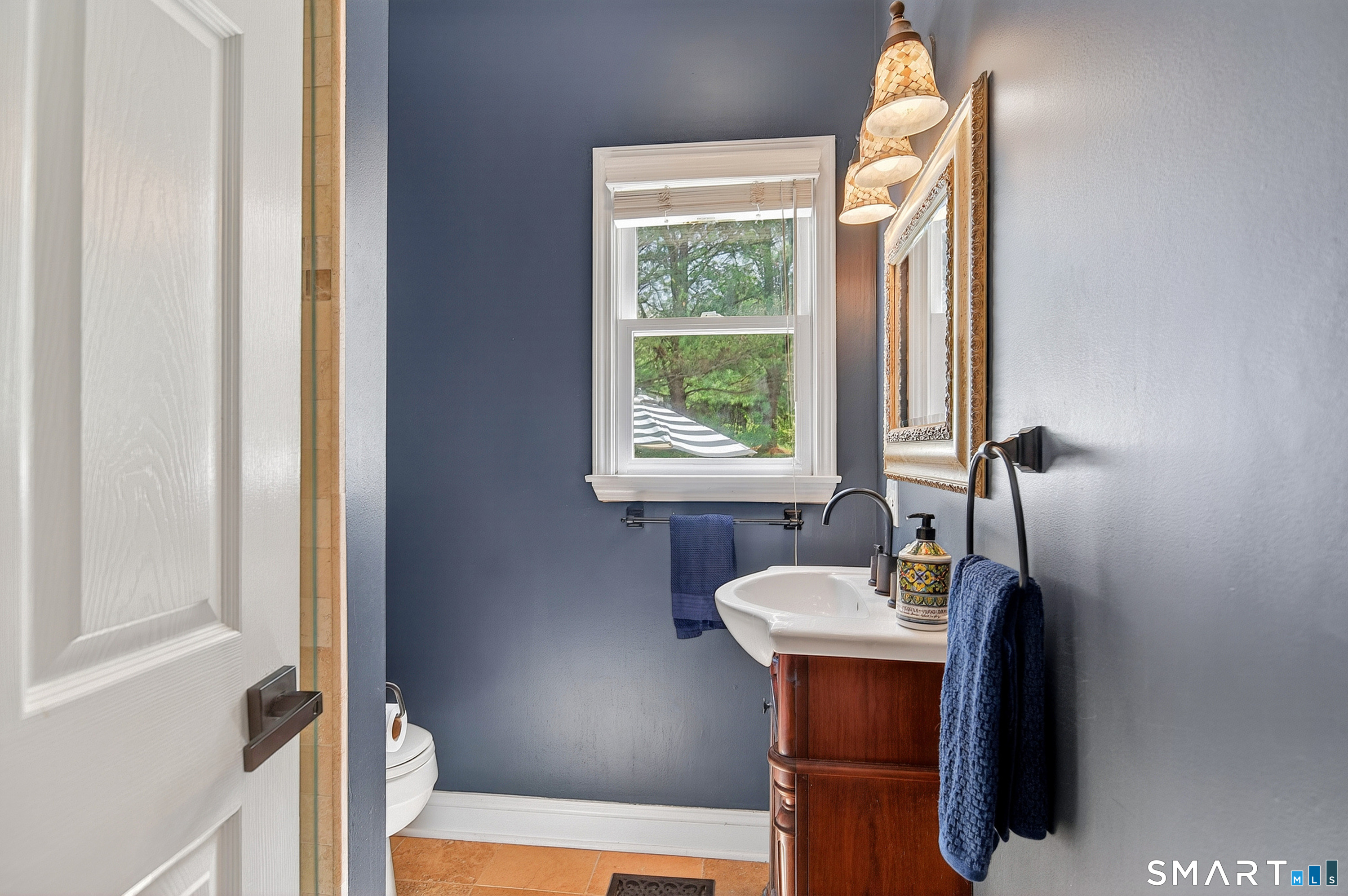 10 Yogananda Street Newtown, CT 06482 - Photo 13 of 40
