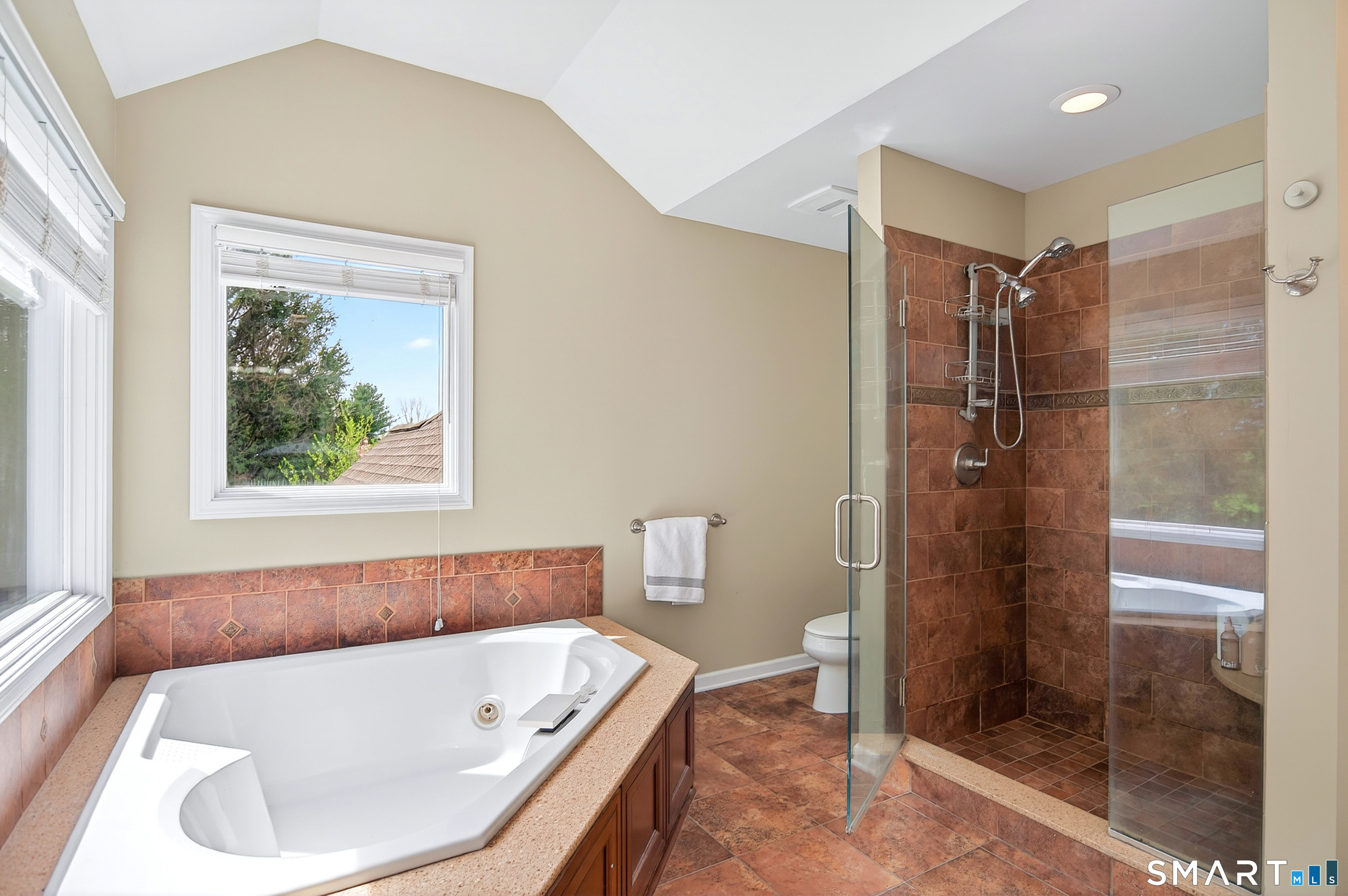 10 Yogananda Street Newtown, CT 06482 - Photo 20 of 40