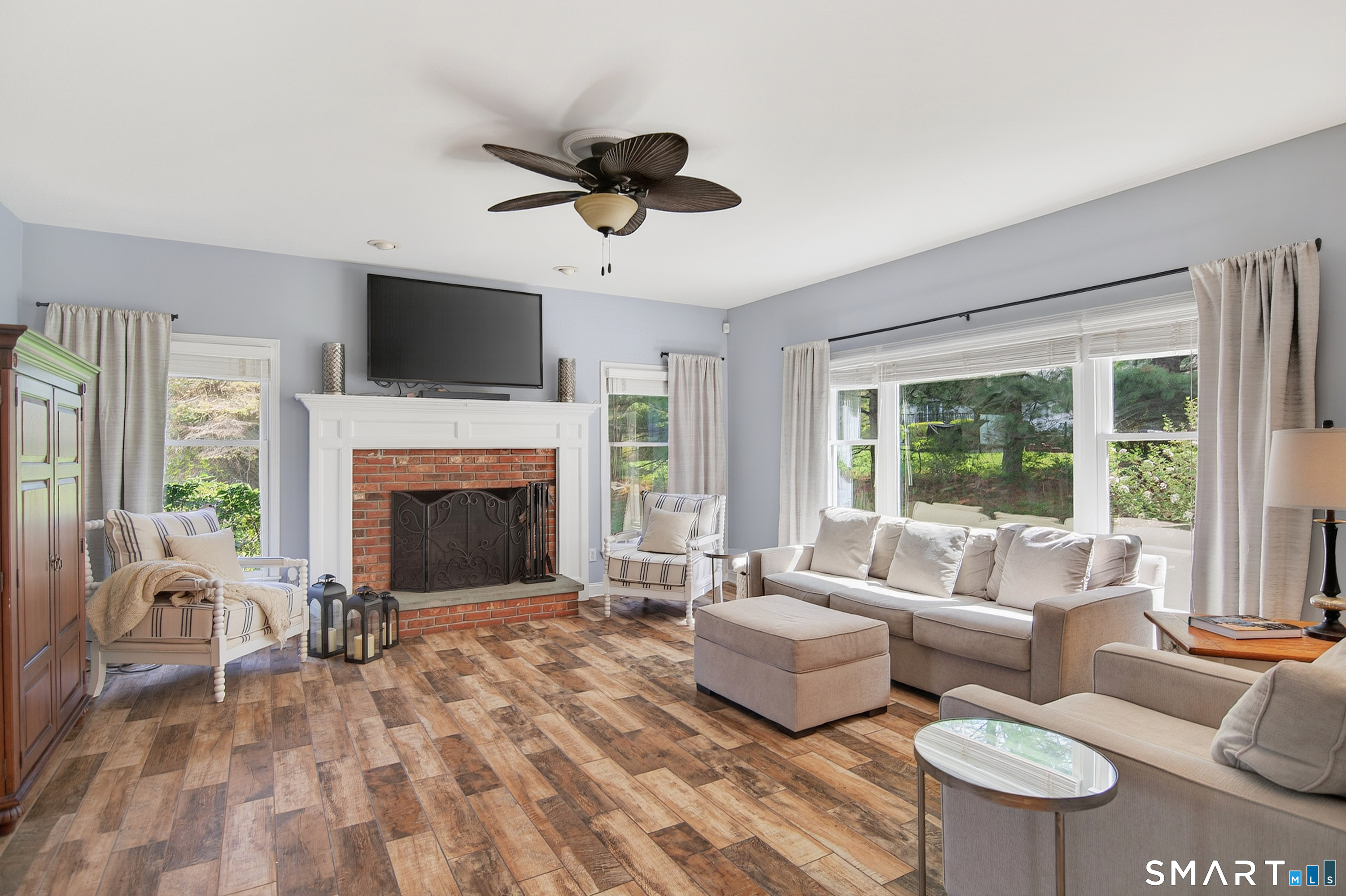 10 Yogananda Street Newtown, CT 06482 - Photo 9 of 40