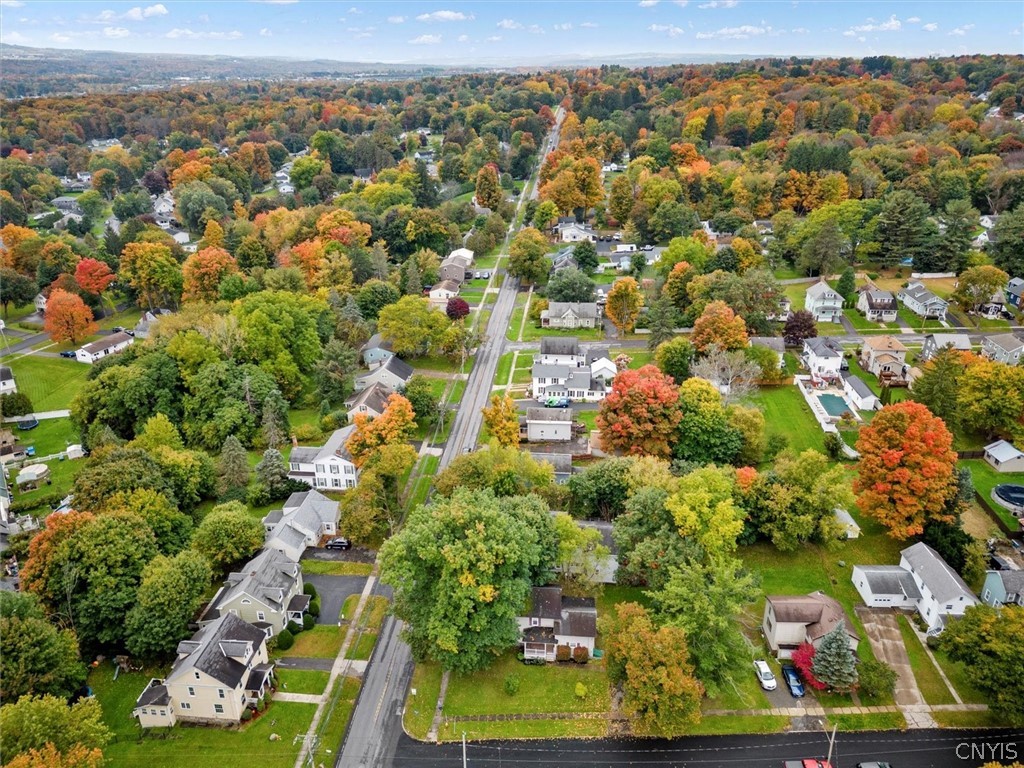 74 Clinton Street, Whitesboro, NY 13492 Compass