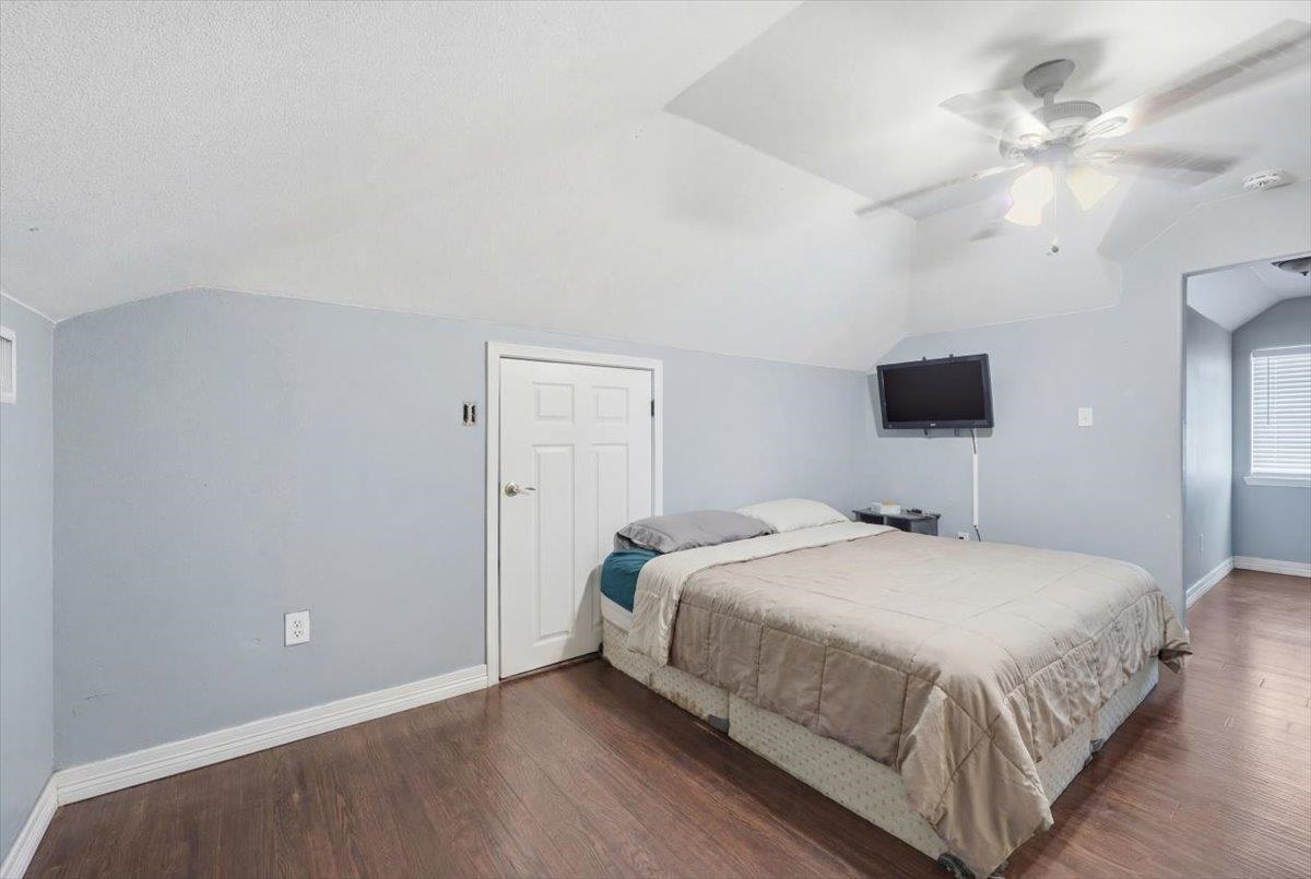 1045 Cedar Ridge Orange, TX 77632 - Photo 21 of 30