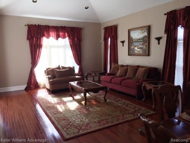 5259 Park Ridge Drive West Bloomfield, MI 48323 - Photo 13 of 39
