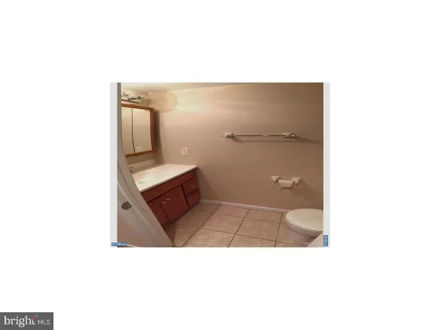 $399,500 | 26 Tall Oaks Drive, Clementon, NJ 08021