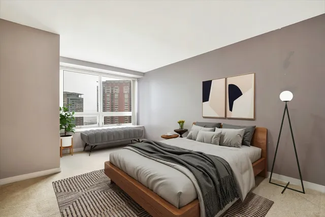 $319,900 | 512 North McClurg Court, Unit 1705, Chicago, IL 60611