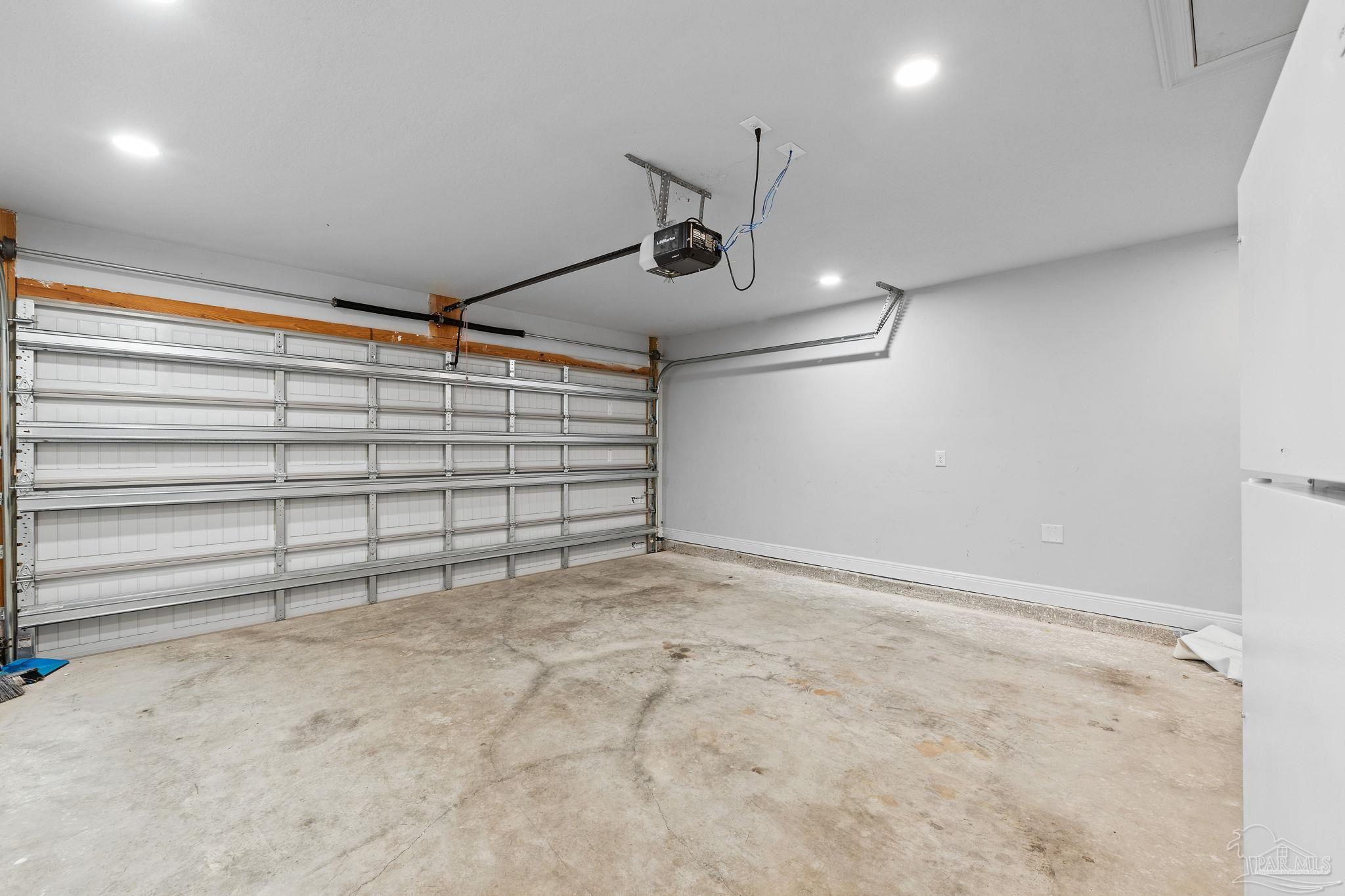 1762 Kell Road Gulf Breeze, FL 32563 - Photo 26 of 31 Gallery Image 26