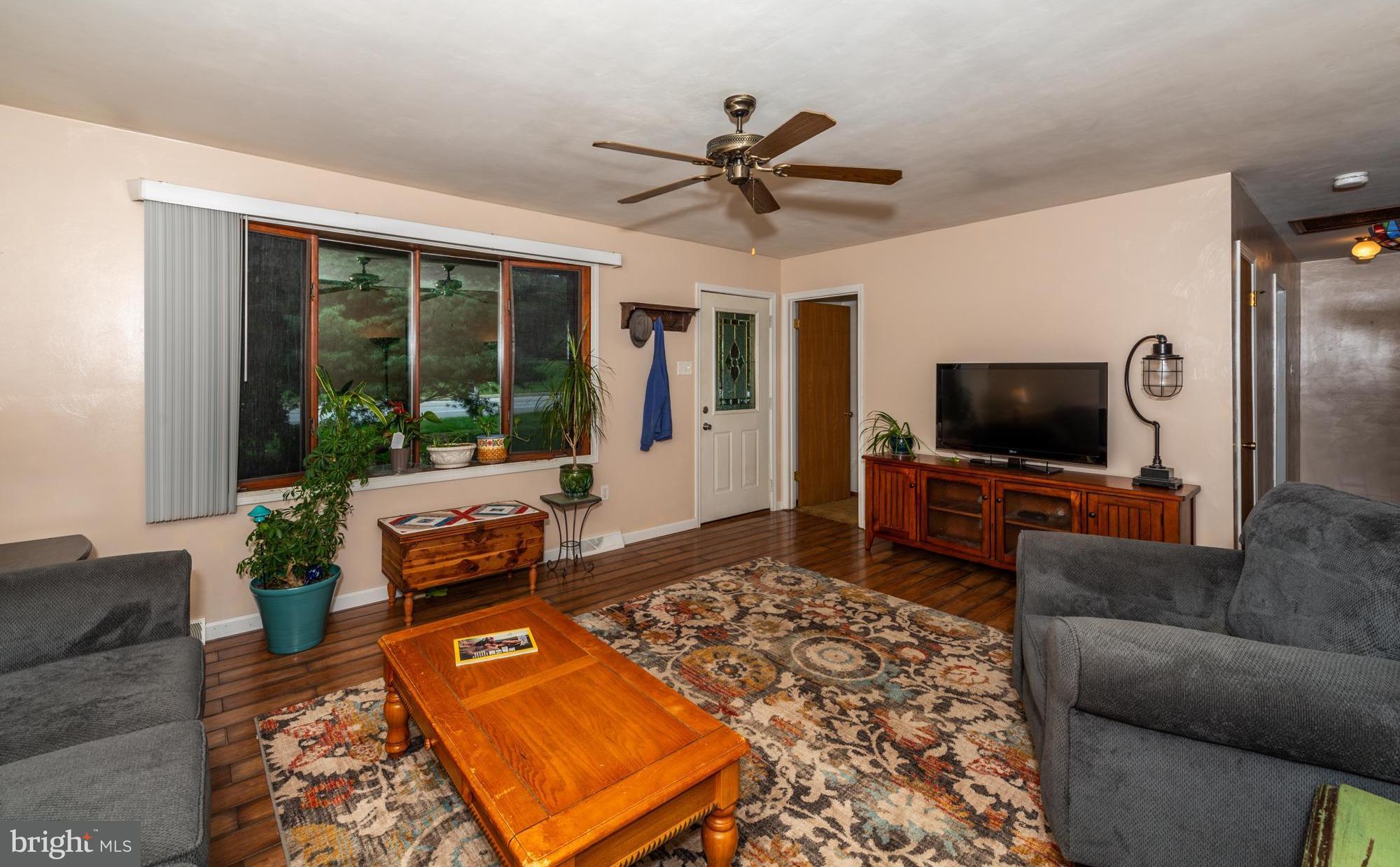 2 Benjamin Drive Hanover, PA 17331 - Photo 6 of 24 Gallery Image 6
