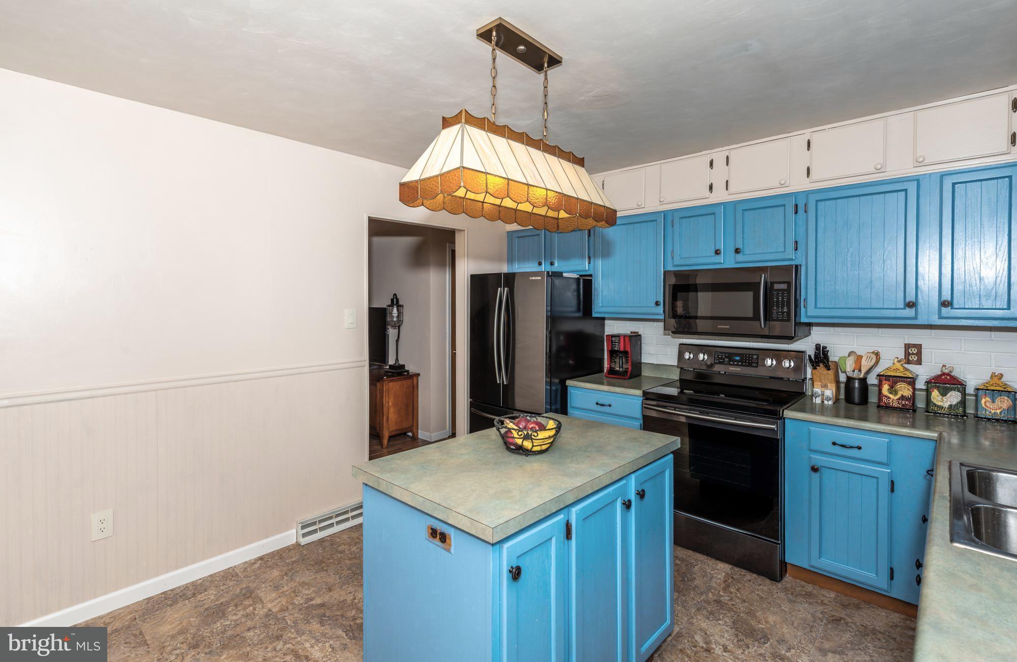 2 Benjamin Drive Hanover, PA 17331 - Photo 7 of 24 Gallery Image 7