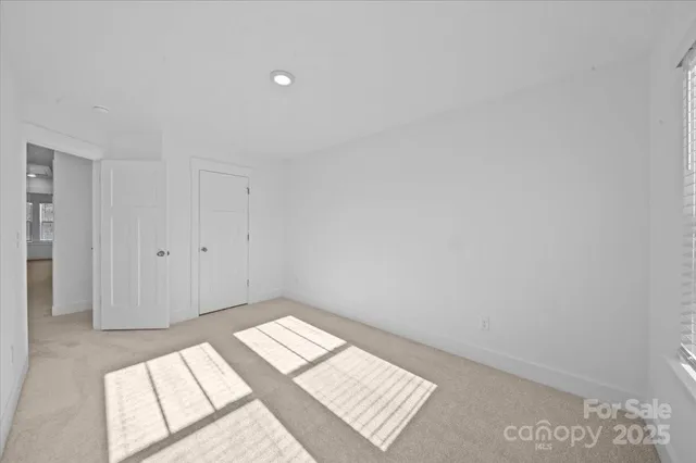 $314,990 | 33 Moon Hvn Way, Arden, NC 28704