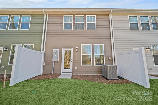 $314,990 | 33 Moon Hvn Way, Arden, NC 28704