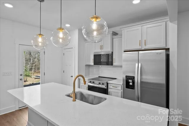 $314,990 | 33 Moon Hvn Way, Arden, NC 28704