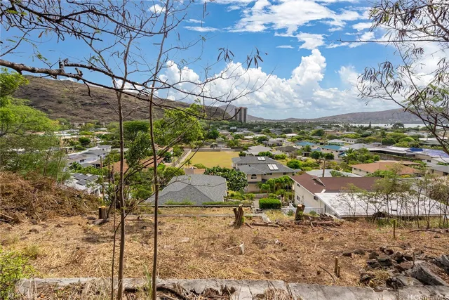 $3,500,000 | 298 Moomuku Place, Honolulu, HI 96821