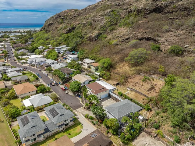 $3,500,000 | 298 Moomuku Place, Honolulu, HI 96821