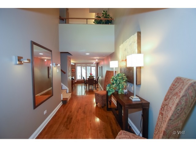 1628 North Mohawk Street, Unit 1628 Chicago, IL 60614 - Photo 2 of 15