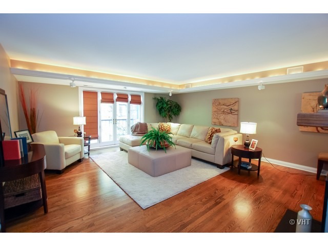 1628 North Mohawk Street, Unit 1628 Chicago, IL 60614 - Photo 3 of 15