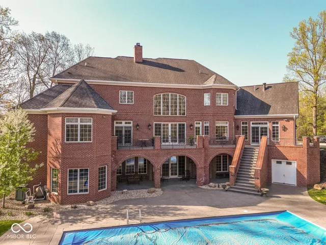 $1,890,000 | 4636 Hawks Way, Bloomington, IN 47401