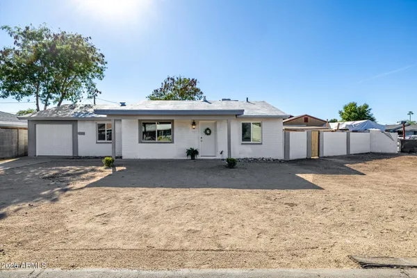 $385,000 | 3030 North 38th Drive, Phoenix, AZ 85019