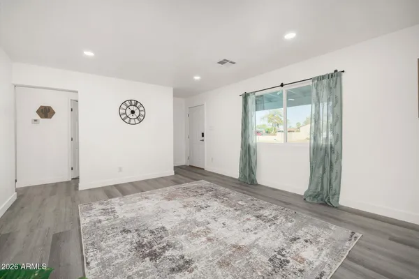 $385,000 | 3030 North 38th Drive, Phoenix, AZ 85019