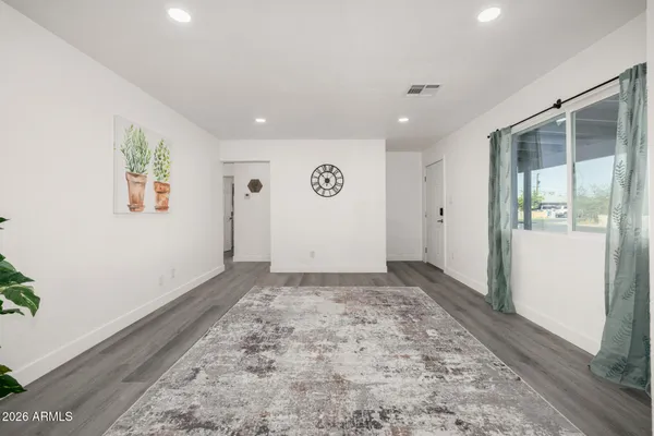 $385,000 | 3030 North 38th Drive, Phoenix, AZ 85019