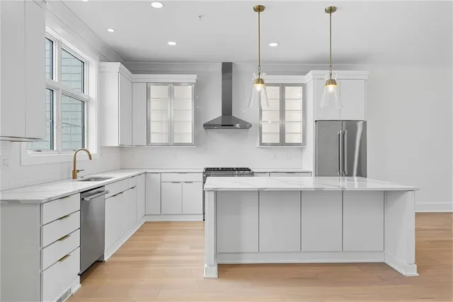 $1,525,000 | 66 1st Street, Oakmont, PA 15139