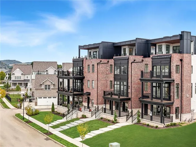 $1,525,000 | 66 1st Street, Oakmont, PA 15139