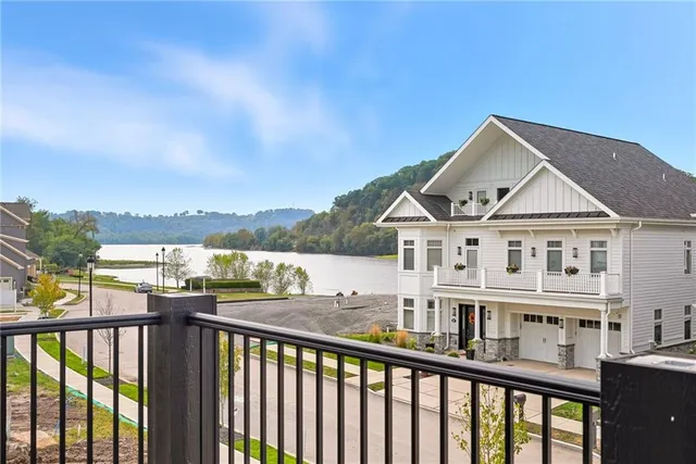 $1,525,000 | 66 1st Street, Oakmont, PA 15139