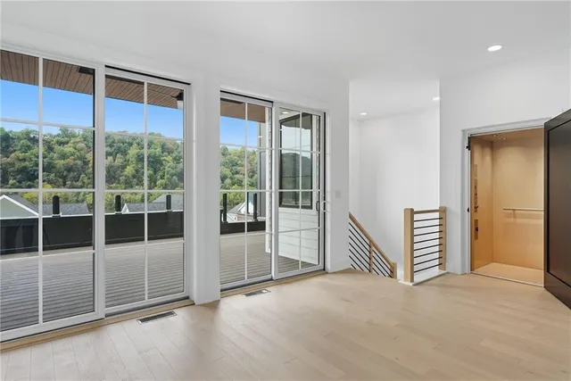 $1,525,000 | 66 1st Street, Oakmont, PA 15139