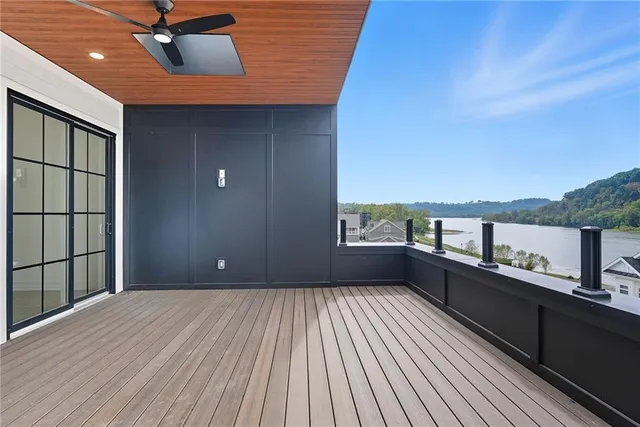 $1,525,000 | 66 1st Street, Oakmont, PA 15139