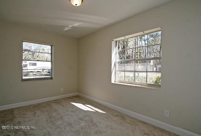 504 Nightingale Road Jacksonville, FL 32216 - Photo 8 of 12 Bedroom