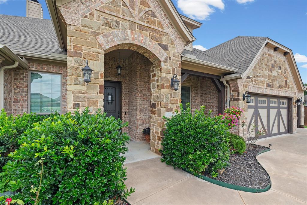 104 Lagrange Court Weatherford, TX 76088 - Photo 7 of 36