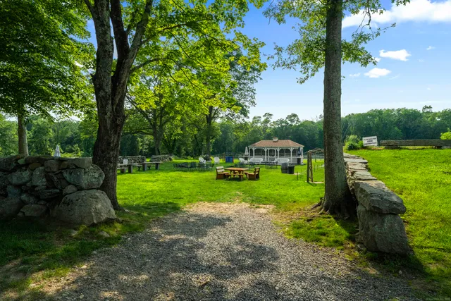 $5,500,000 | 1189 Pequot Trail, Stonington, CT 06378