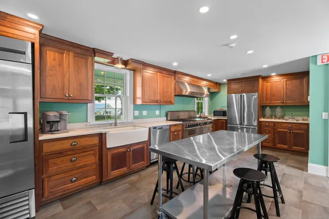 $5,500,000 | 1189 Pequot Trail, Stonington, CT 06378