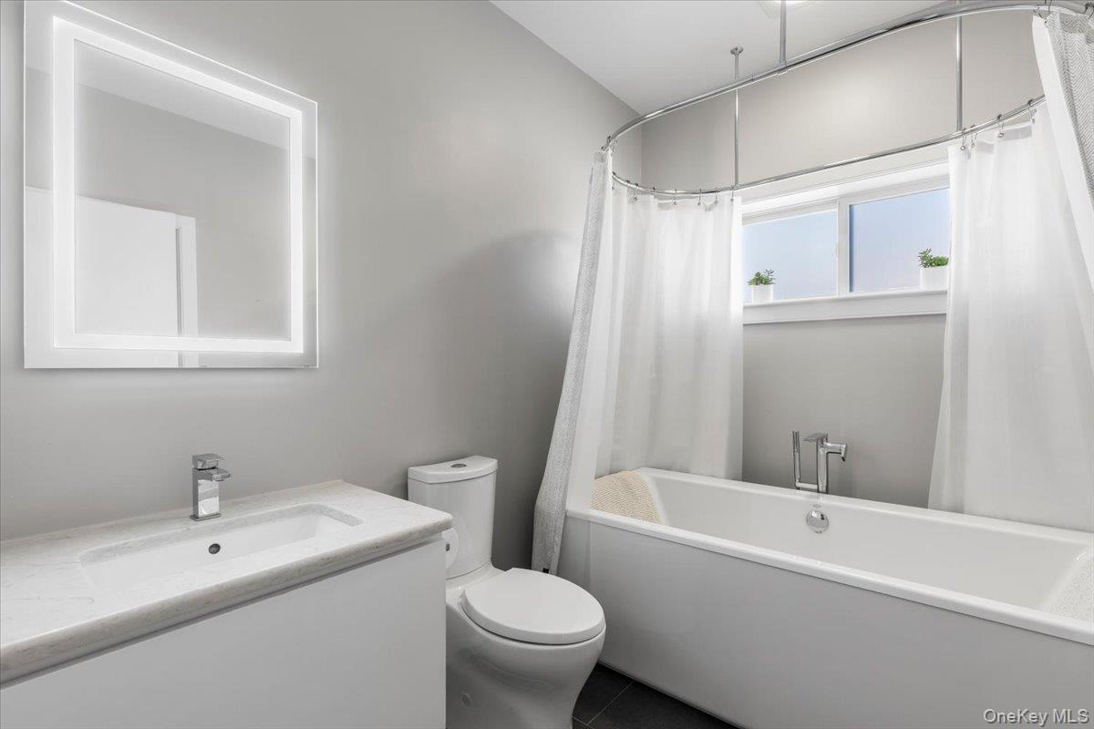 73 Maple Avenue New Rochelle, NY 10801 - Photo 16 of 23