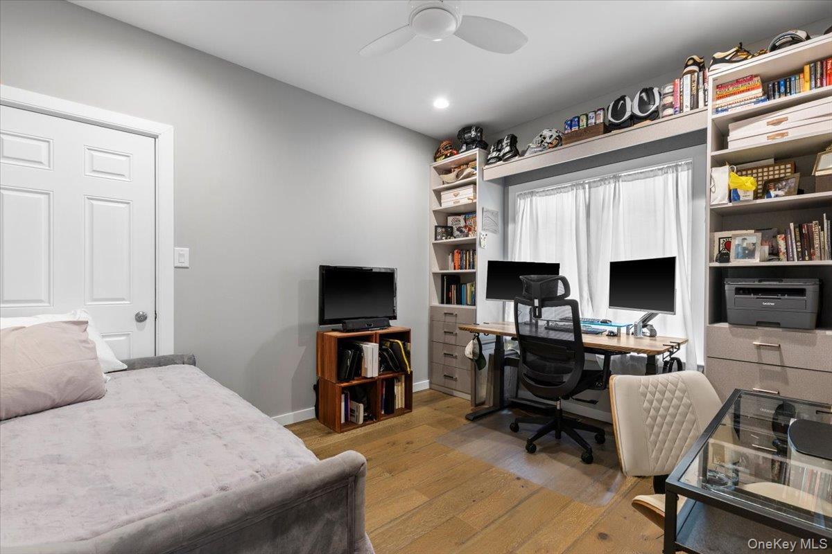 73 Maple Avenue New Rochelle, NY 10801 - Photo 17 of 23