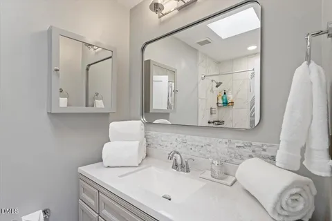 $690,000 | 2120 Hillock Drive, Raleigh, NC 27612