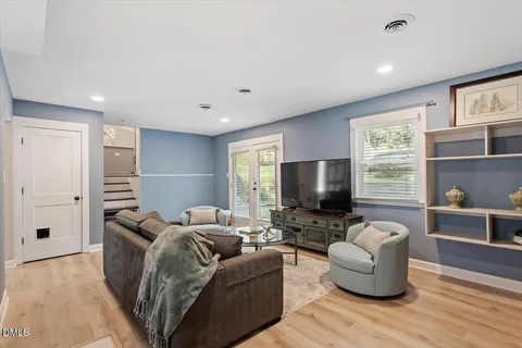 $690,000 | 2120 Hillock Drive, Raleigh, NC 27612