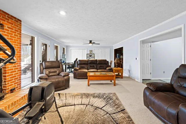 a bench sitting in middle of a yard